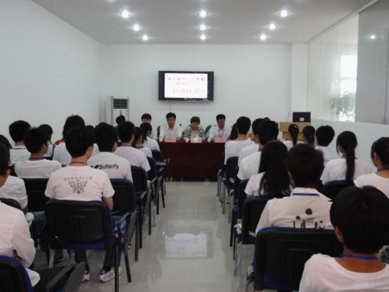 南京新华把外企工厂搬回家_南京新华电脑专修