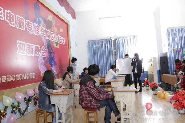 ѧ������׵�СƷ����Ц���á�