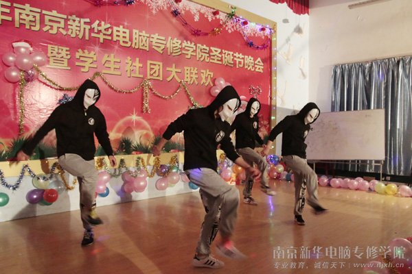 ��������貽