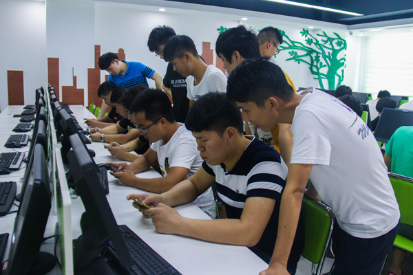 ������ҫ