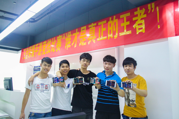 ������ҫ