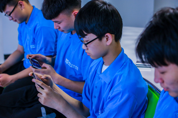 ������ҫ