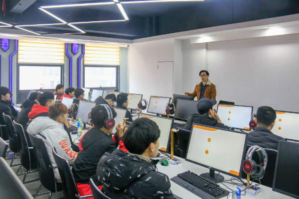南京新华电脑专修学院