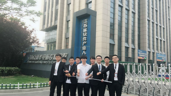 �Ͼ��»�����