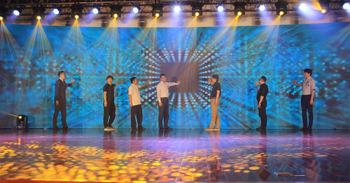 �Ͼ��»�����ר��ѧԺ