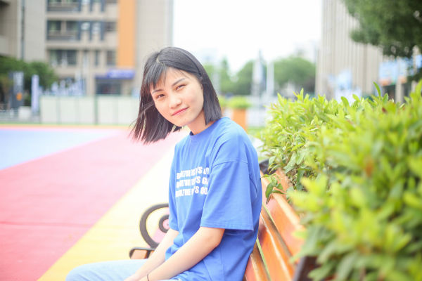 �Ͼ��»�����ר��ѧԺ