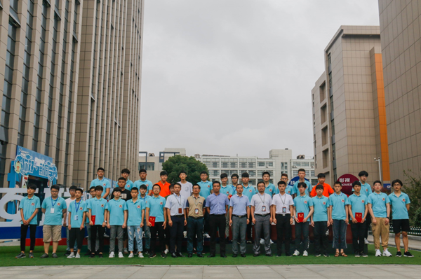 南京新华秋季首批新生开班典礼隆重举行!